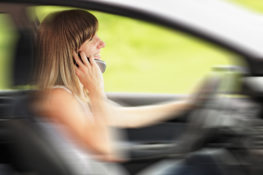 teen driver distracted by cell phone