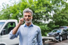 Man calling to report car accident